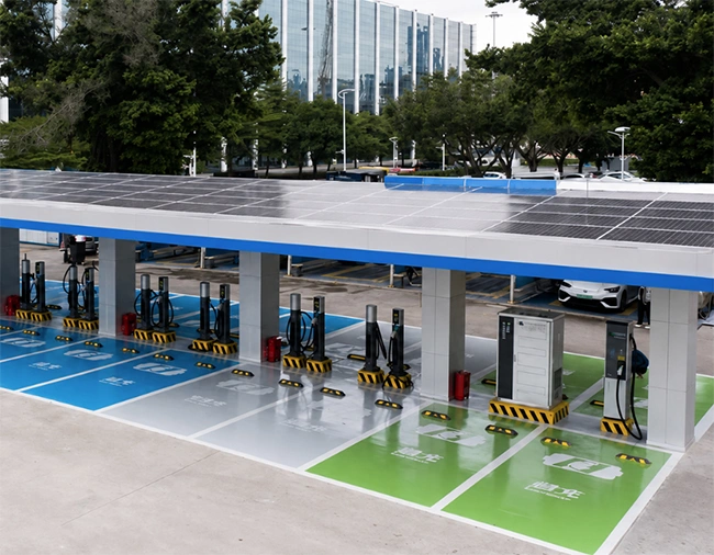 Batterieschränke für E-Fahrzeug-Ladestation